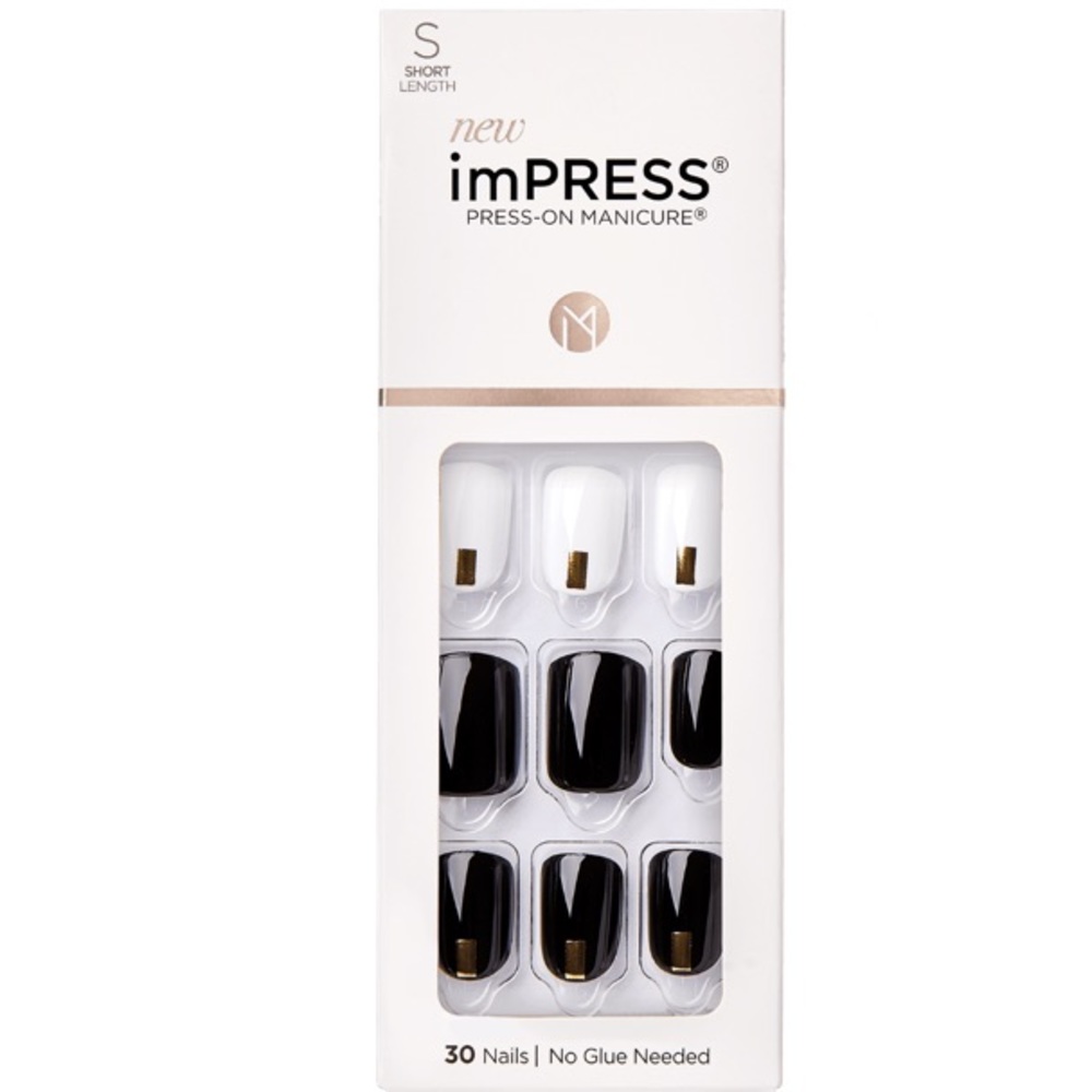 Press-on manicure + free sample